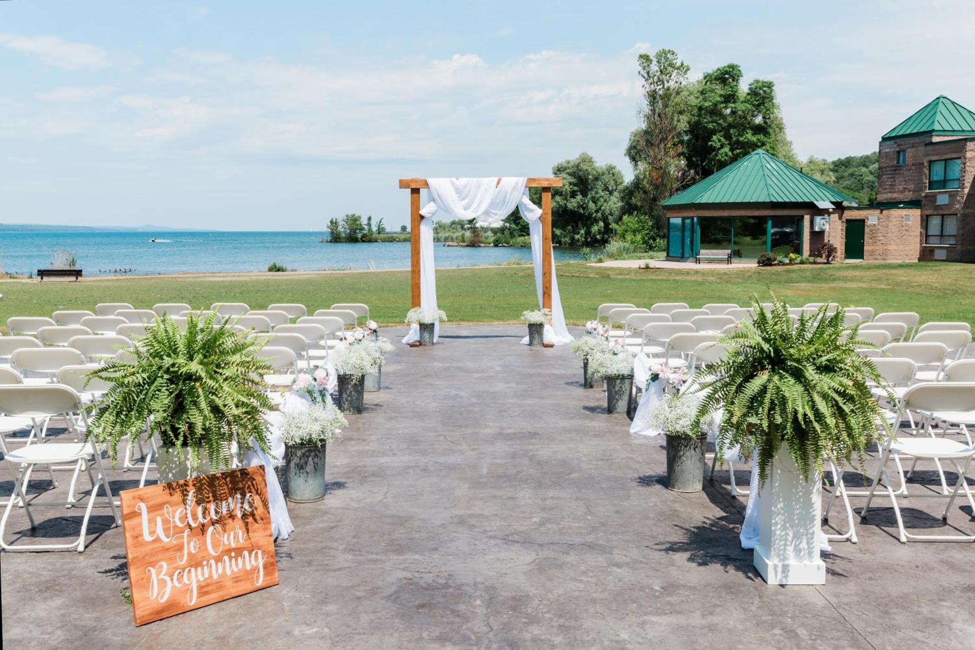 Best Western Inn On The Bay Оуен Саунд Екстериор снимка